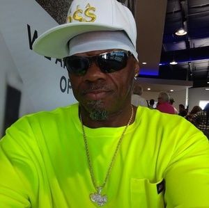 Meet your Posher, Douglas